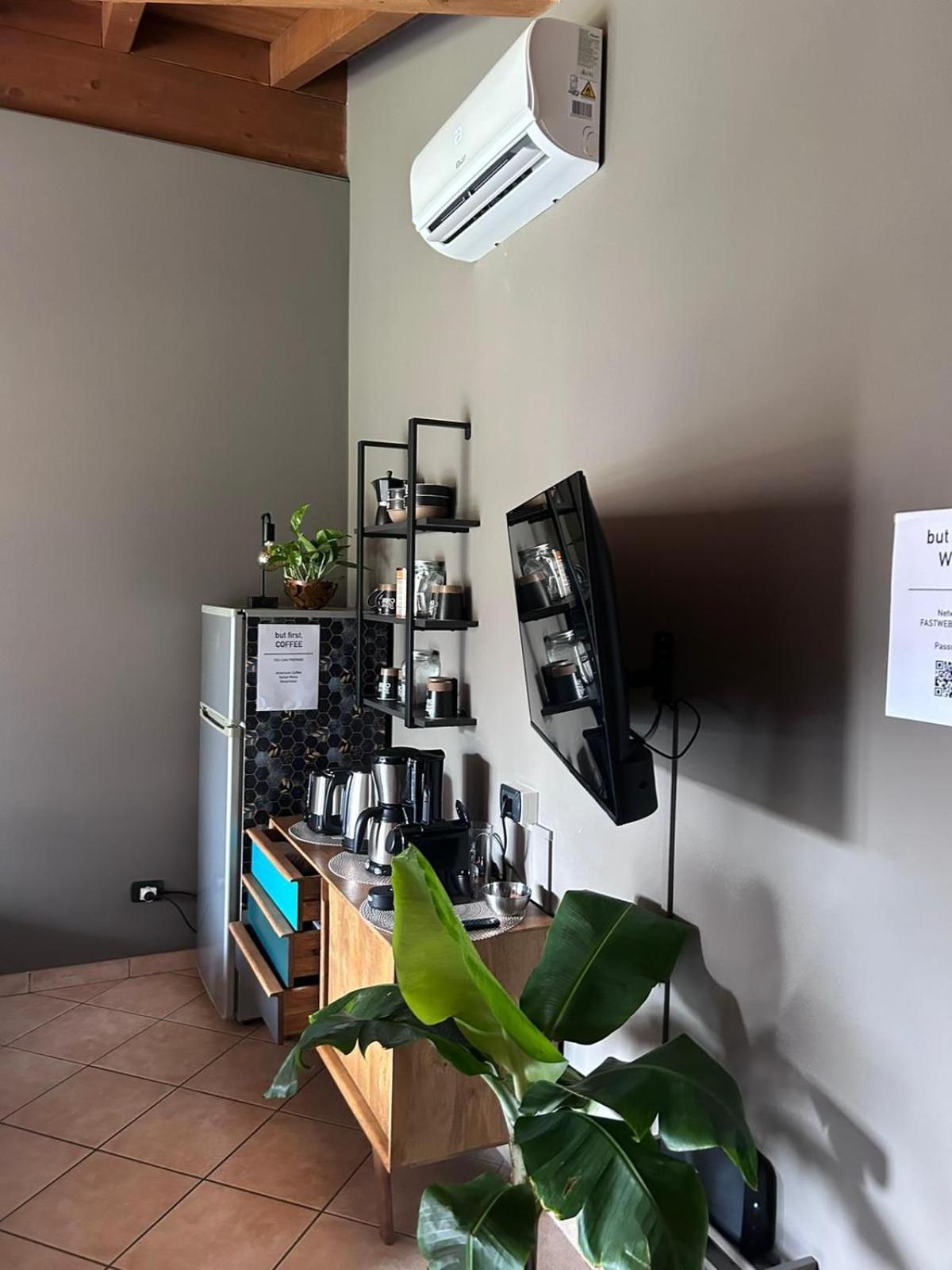 Interno 13 - Coffee, Wifi & Mxp * Somma Lombardo